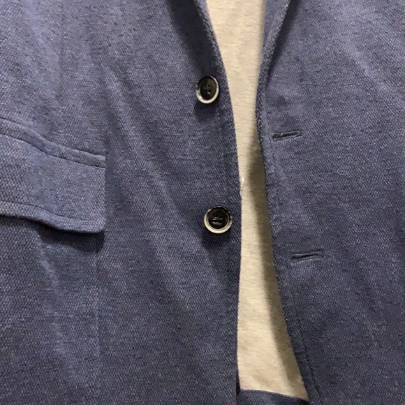 Banana Republic soft Blue Blazer Size: 40Sc, fits medium - Picture 4 of 6